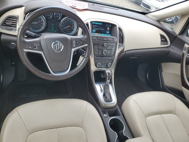Used 2014 Buick Verano FWD image 9