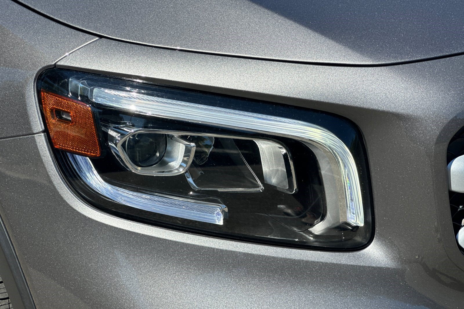 Certified 2023 Mercedes-Benz GLB 250 image 12