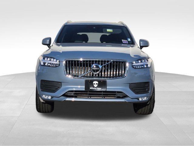 Used 2020 Volvo XC90 T6 Momentum AWD/4WD image 2