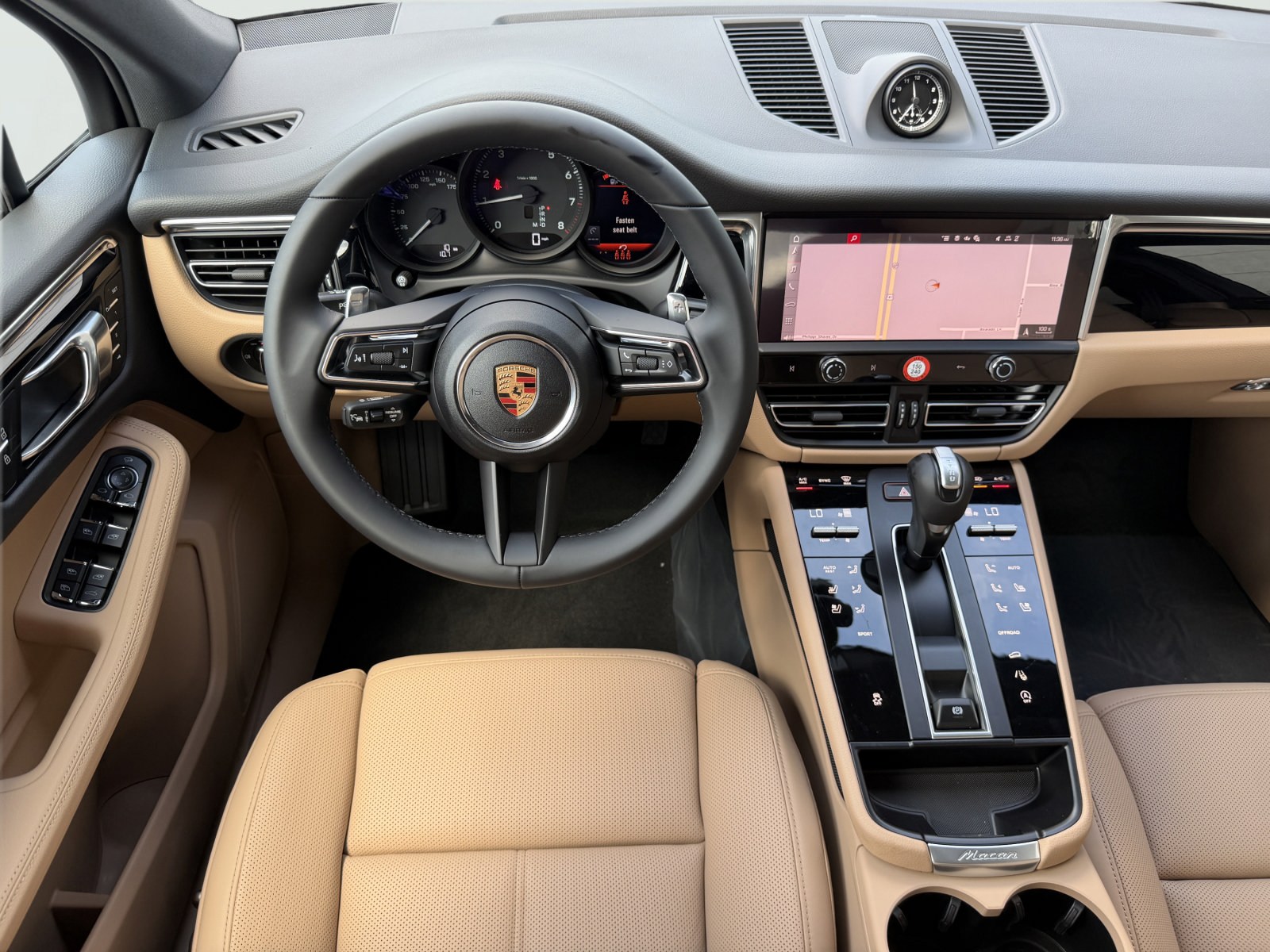 New 2026 Porsche Macan AWD/4WD image 19