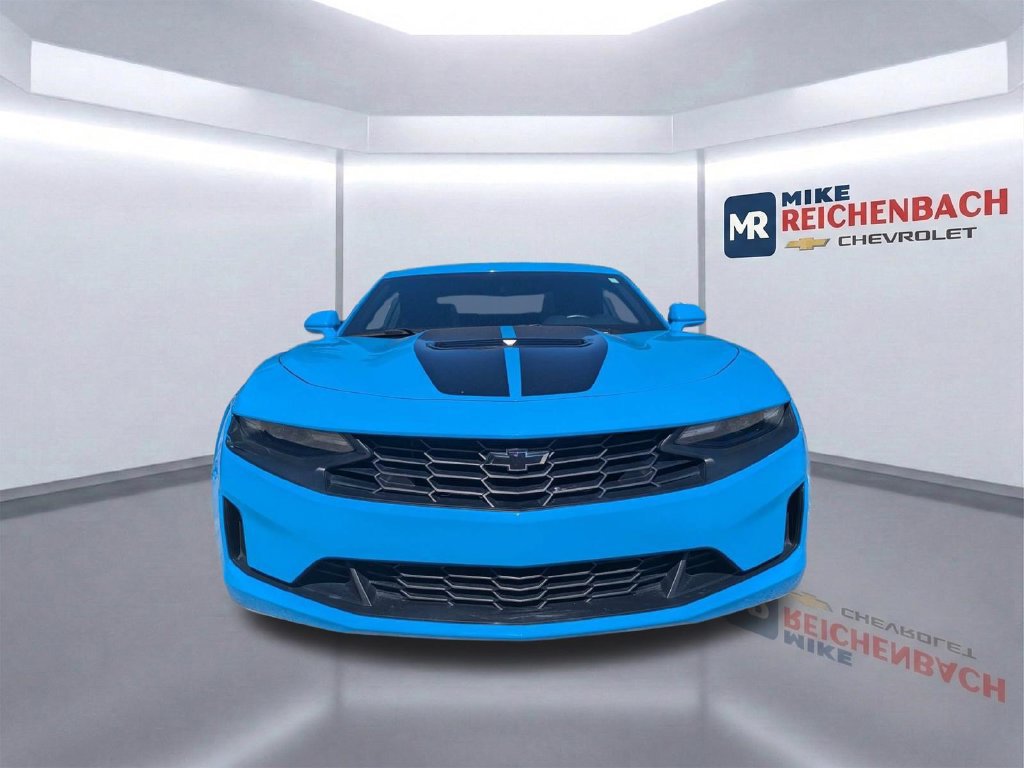 Used 2022 Chevrolet Camaro LT RWD image 9