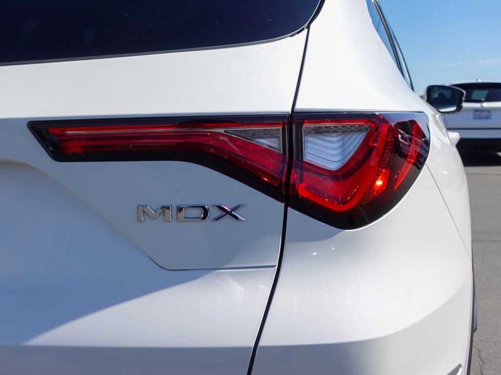 Used 2023 Acura MDX FWD w/ Technology Package image 6
