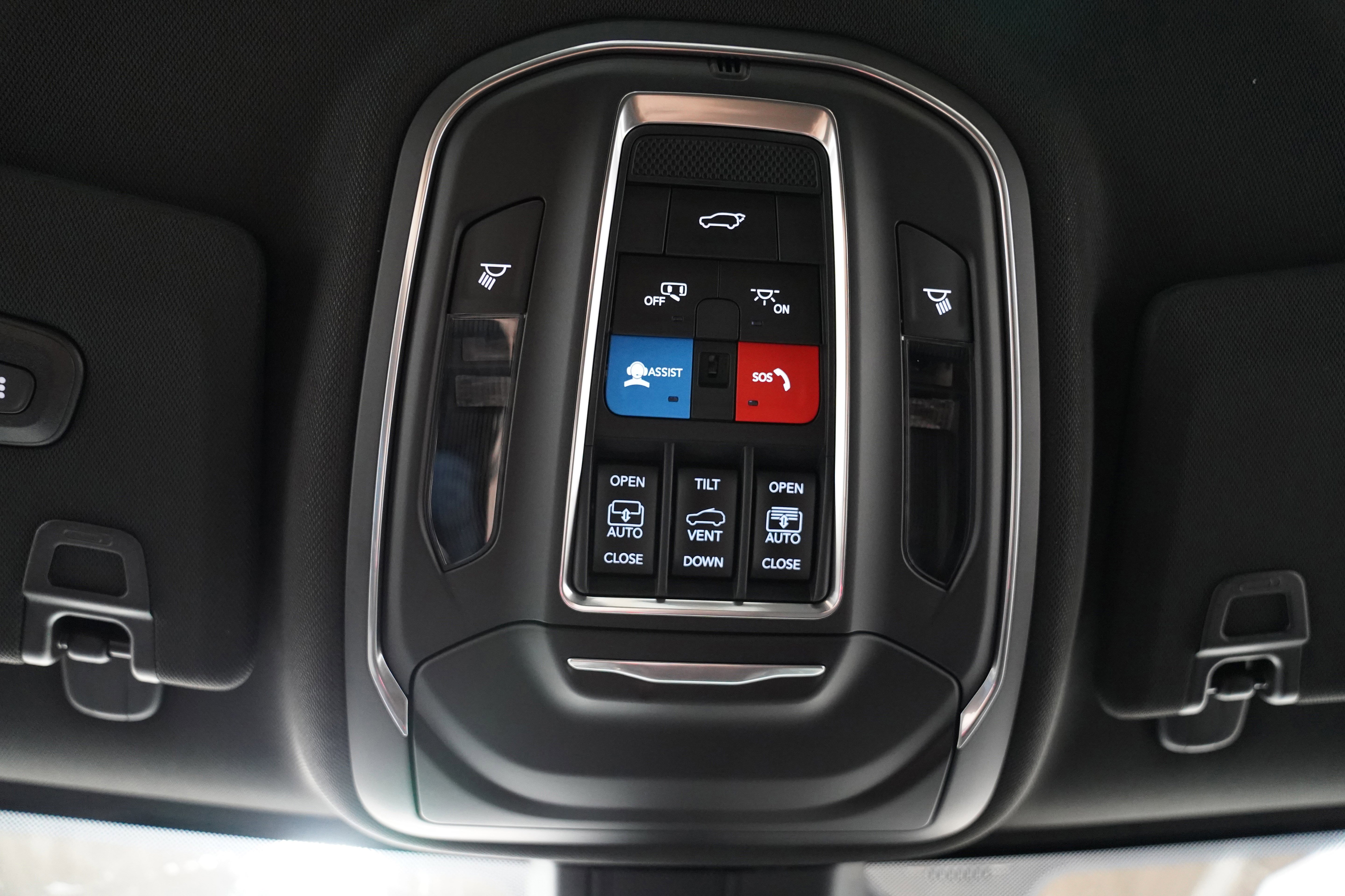 New 2025 Jeep Grand Cherokee L Limited image 33