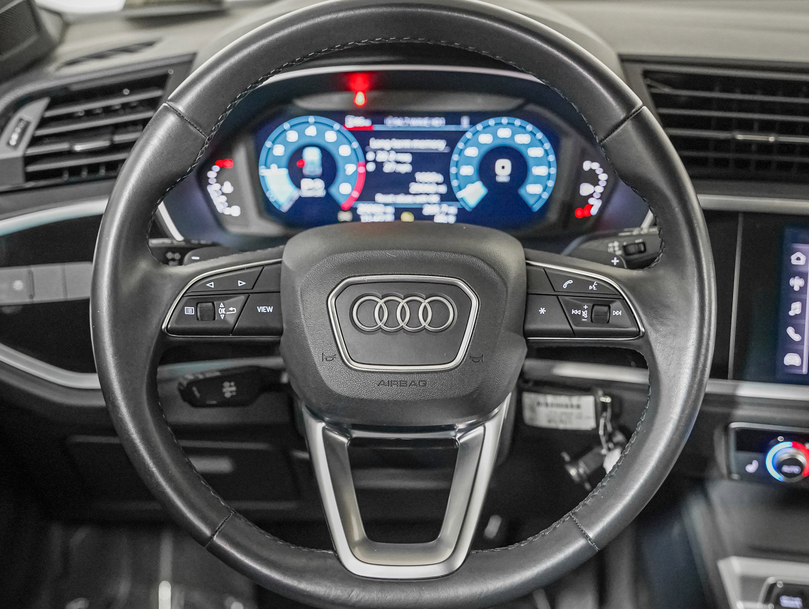 Used 2022 Audi Q3 2.0T Premium w/ Convenience Package image 15