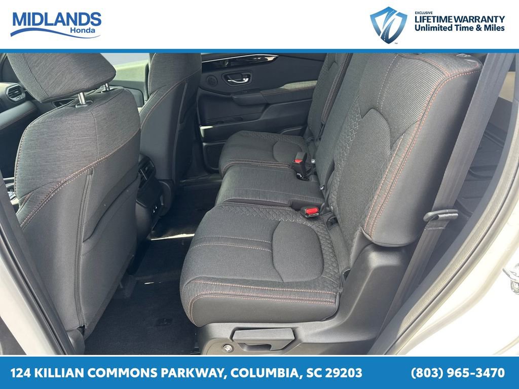 New 2026 Honda Pilot Sport image 11