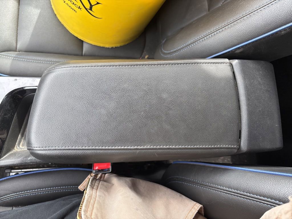 Used 2025 Buick Envista Sport Touring w/ Convenience II Package image 38