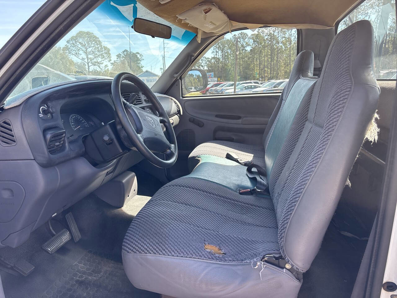 Used 1998 Dodge Ram 1500 Truck 2WD Regular Cab image 9