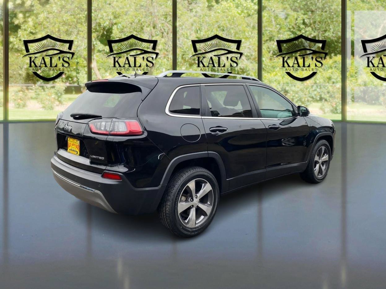 Used 2019 Jeep Cherokee Limited FWD image 5