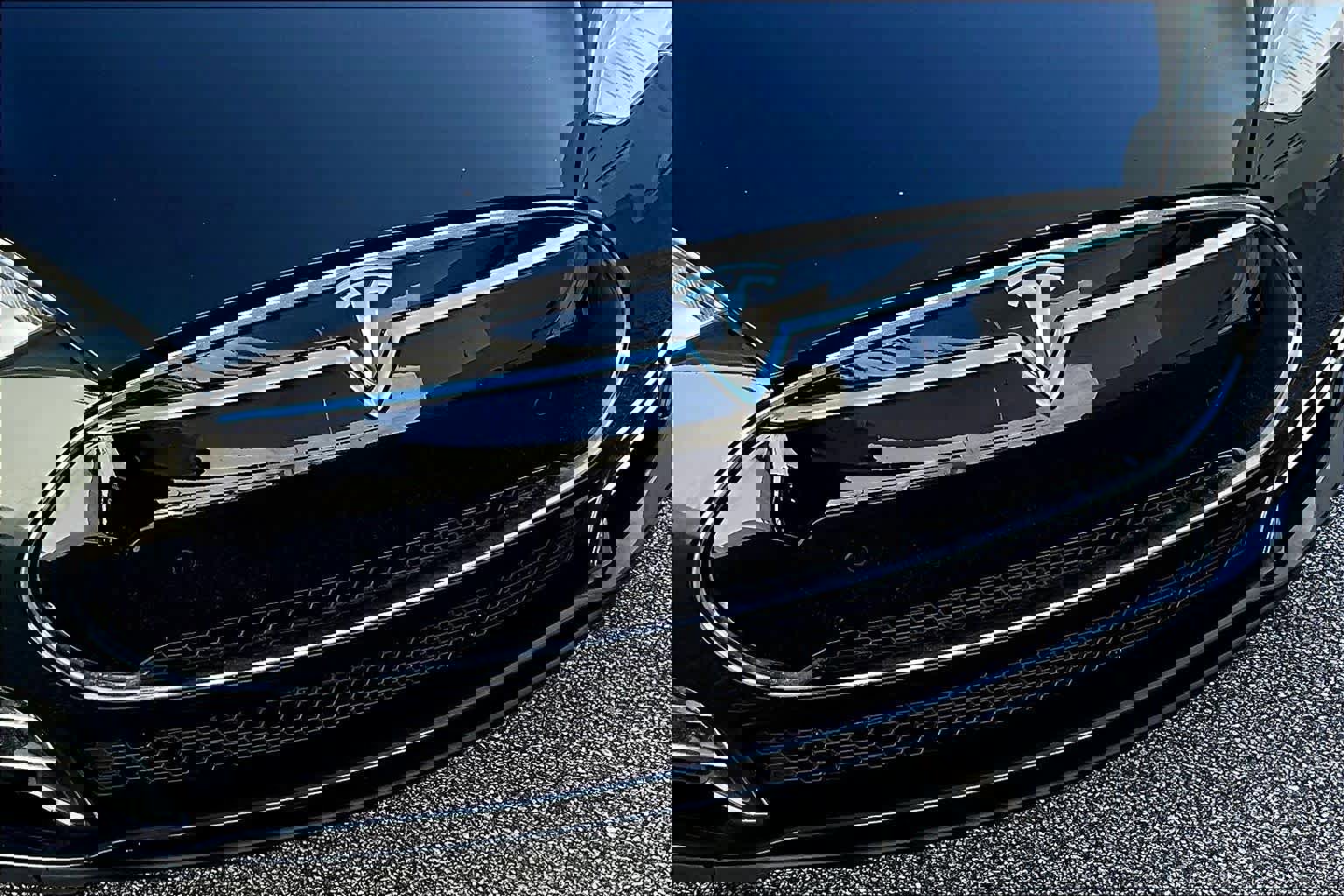 Used 2013 Tesla Model S Performance image 28