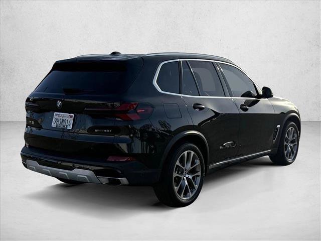 Used 2024 BMW X5 sDrive40i w/ Parking Assistance Package RWD image 5