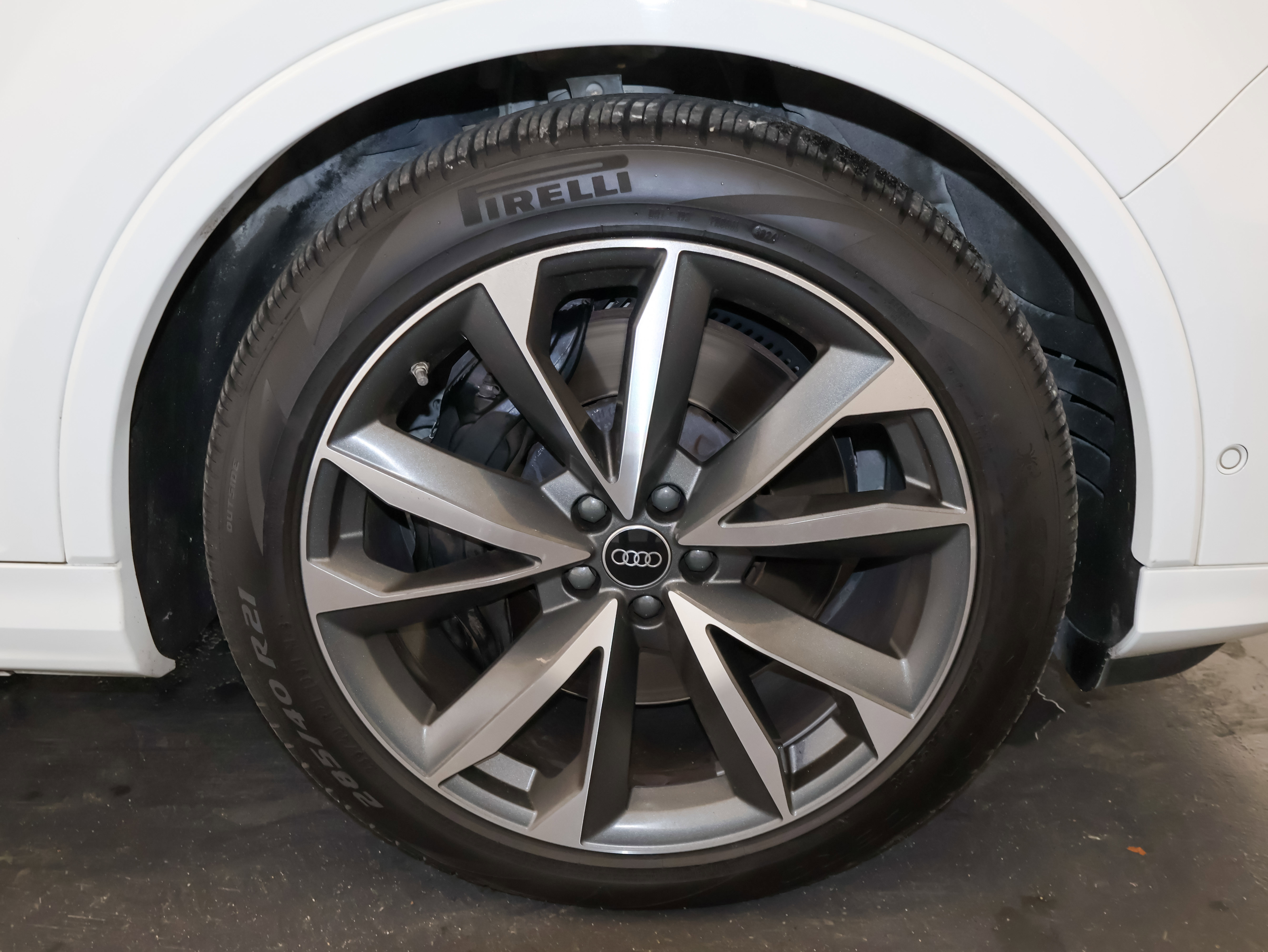 Used 2022 Audi SQ7 Premium Plus AWD/4WD image 44