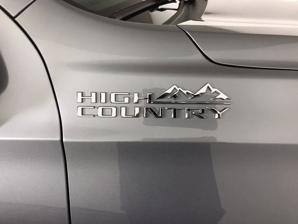 New 2026 Chevrolet Suburban High Country w/ Sun And Tow Package image 44