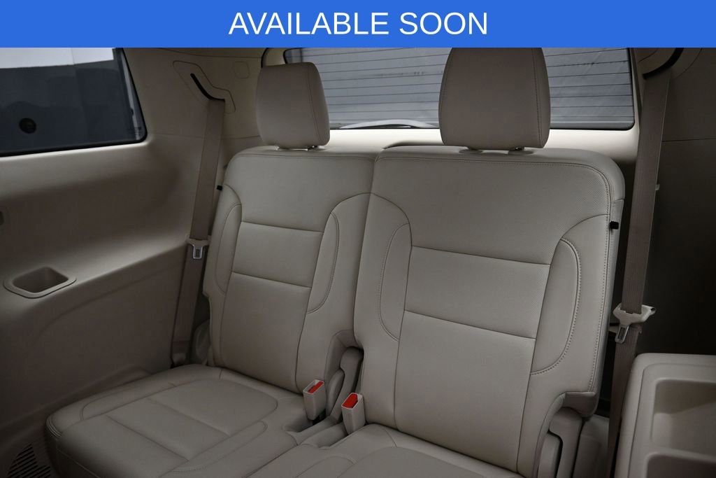 Used 2021 GMC Acadia Denali w/ Denali Ultimate Package AWD/4WD image 37