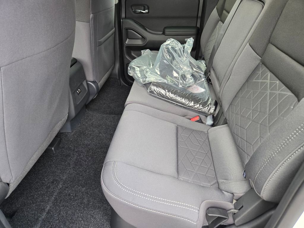 New 2026 Nissan Frontier SV w/ SV Convenience Package AWD/4WD image 7