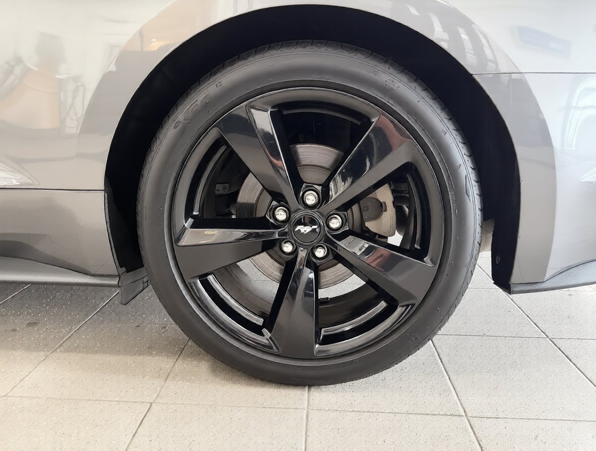 Used 2022 Ford Mustang Premium w/ Black Accent Package RWD image 9