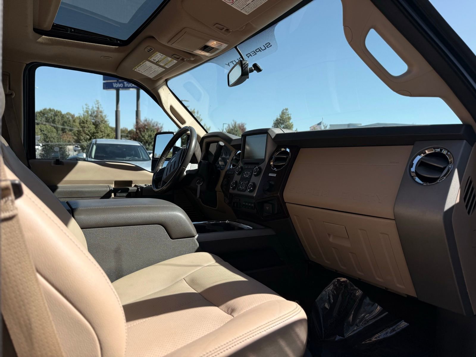 Used 2016 Ford F250 Lariat w/ Lariat Ultimate Package image 16