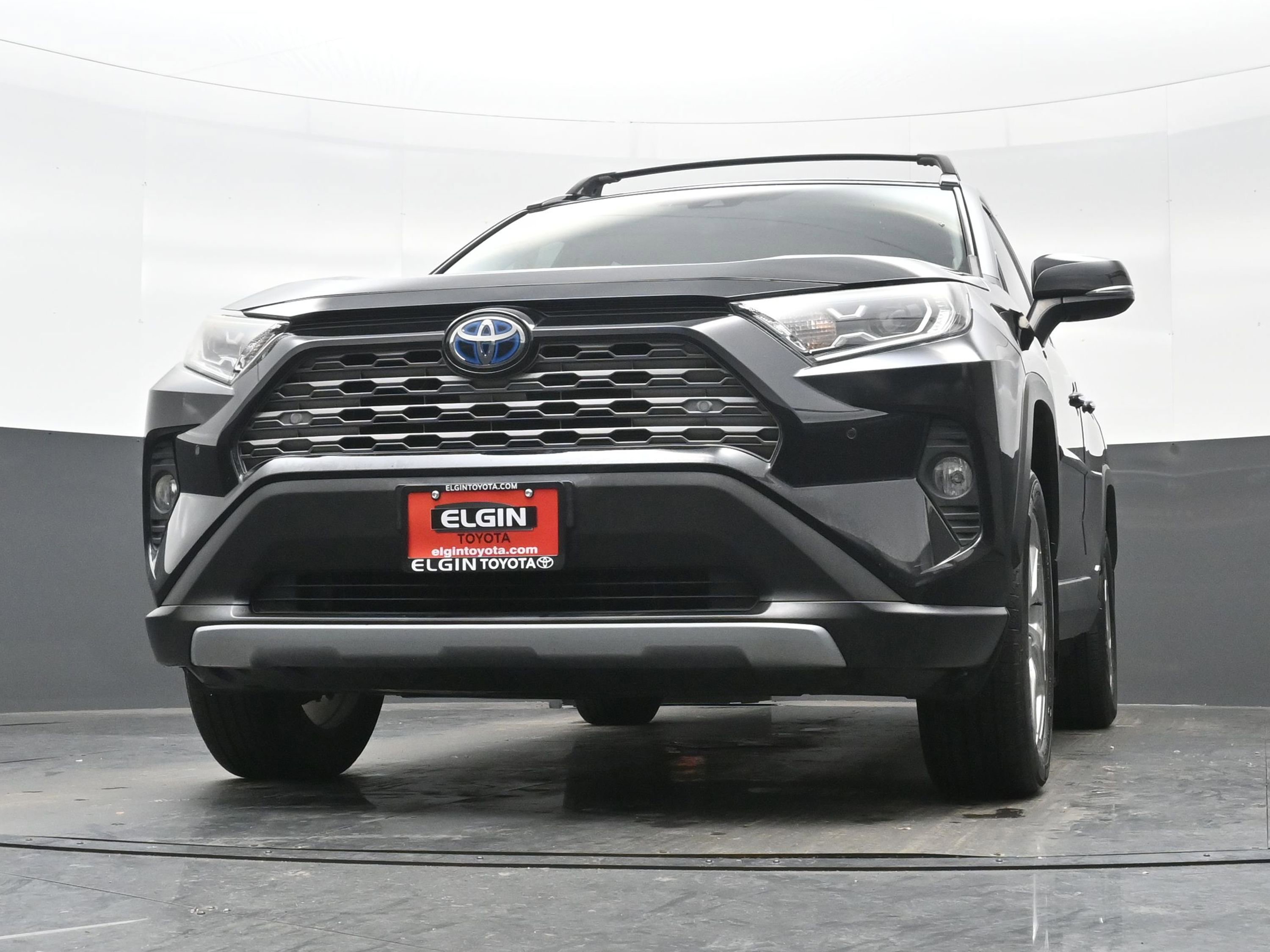 Used 2021 Toyota RAV4 Limited w/ Limited Grade Weather Package image 28
