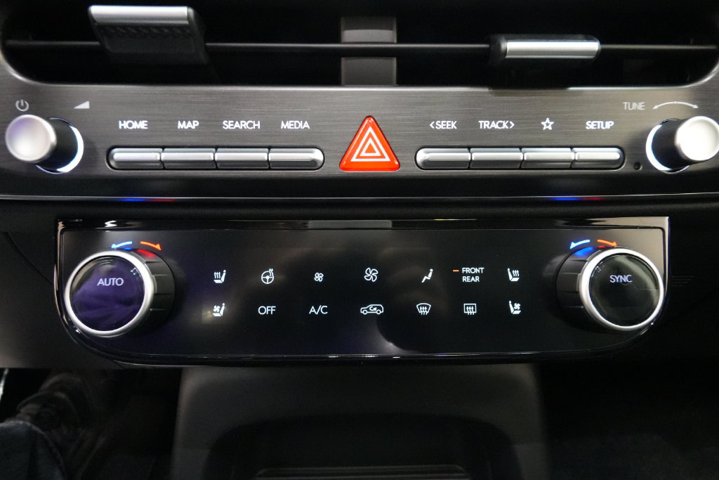 Certified 2026 Hyundai Palisade Limited AWD/4WD image 43