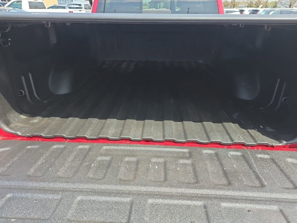 Used 2018 Chevrolet Silverado 1500 High Country image 5