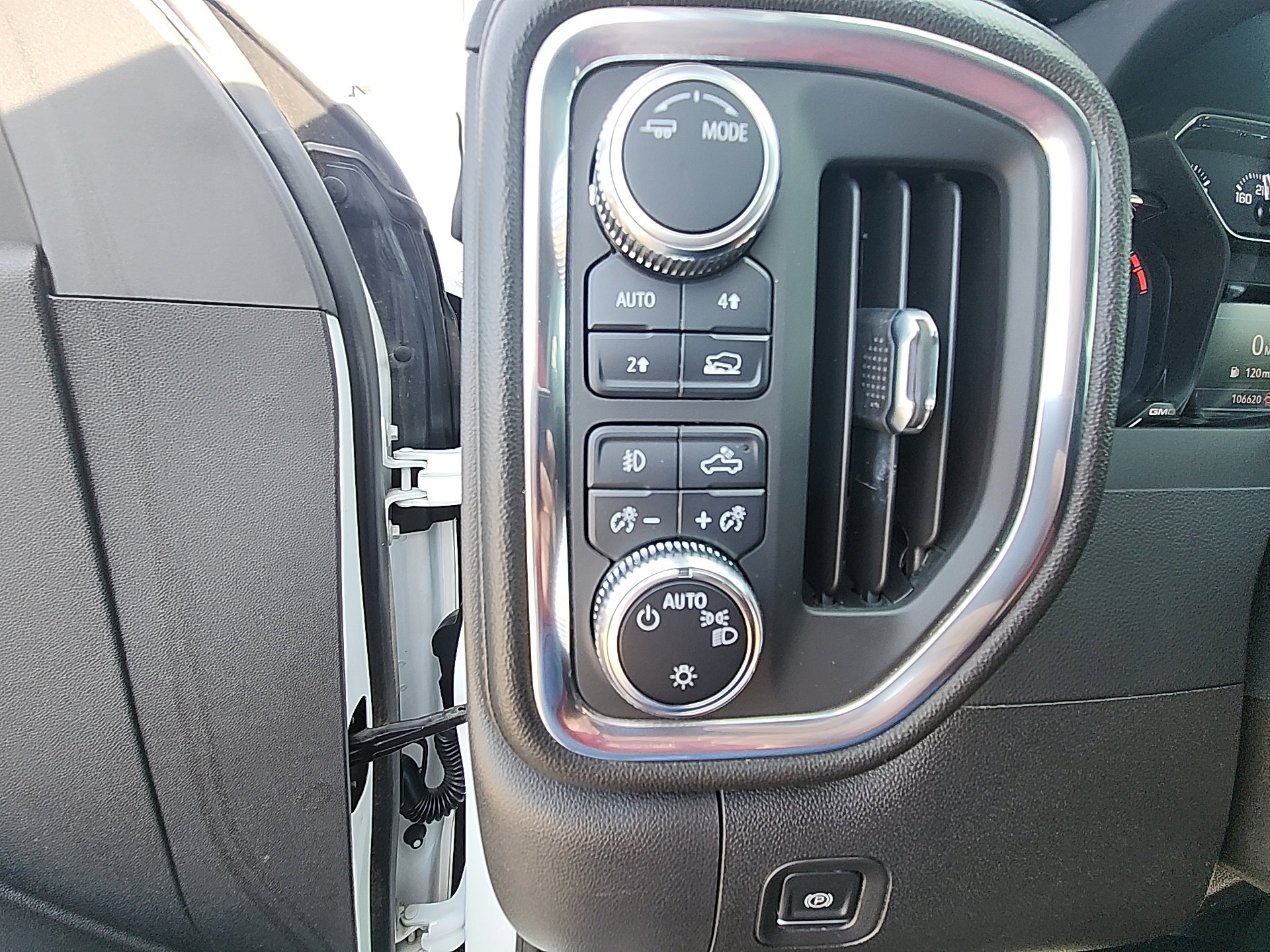 Used 2022 GMC Sierra 1500 Elevation image 21