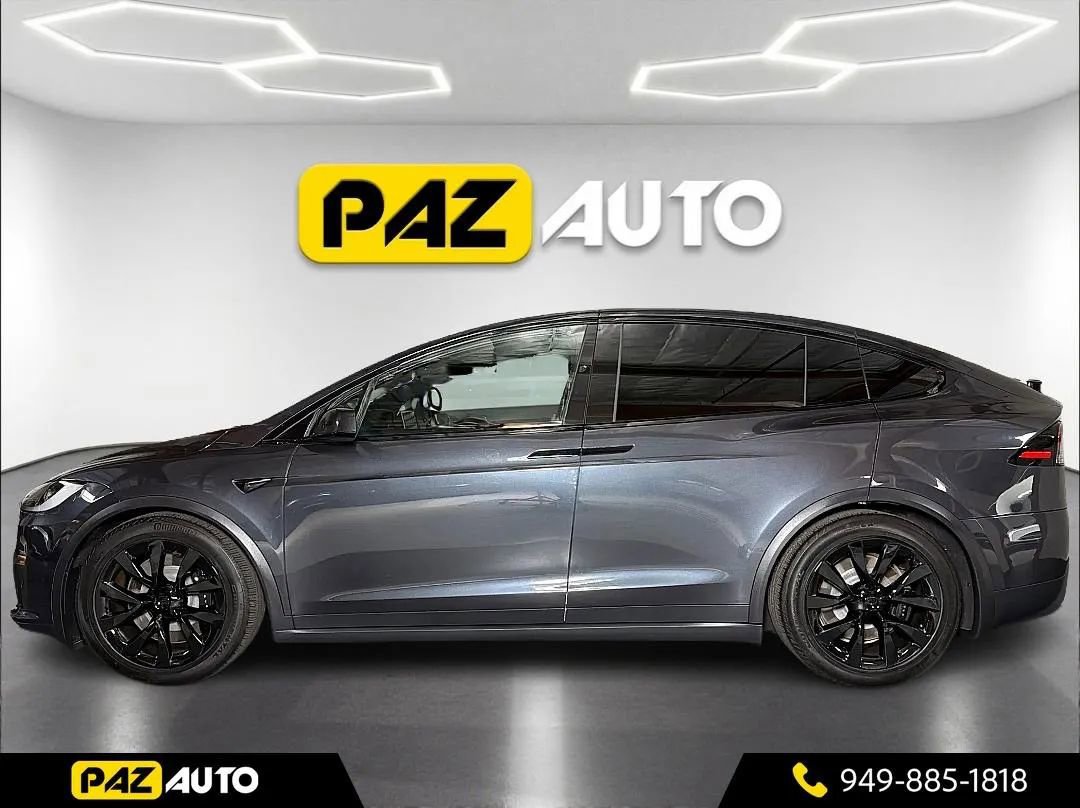 Used 2025 Tesla Model X AWD/4WD image 2