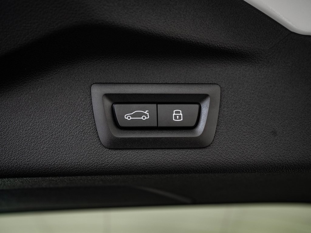 New 2026 BMW X7 xDrive40i w/ M Sport Package image 23