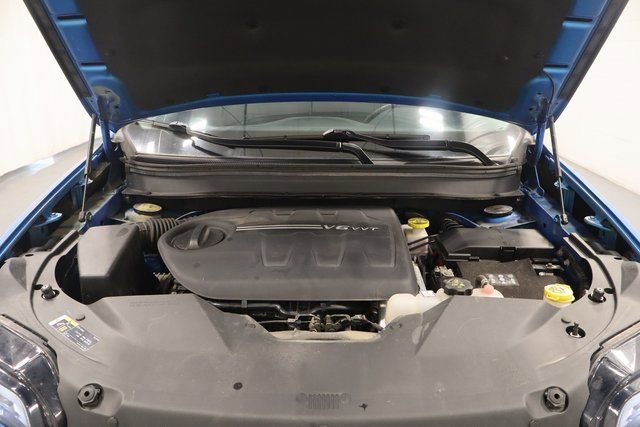 Used 2020 Jeep Cherokee Trailhawk image 24