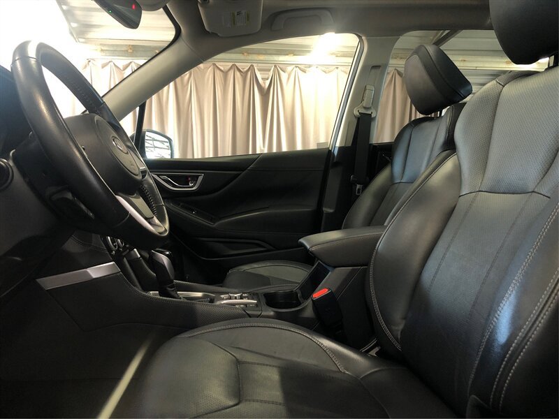 Used 2019 Subaru Forester Limited w/ Popular Package #3 AWD/4WD image 9