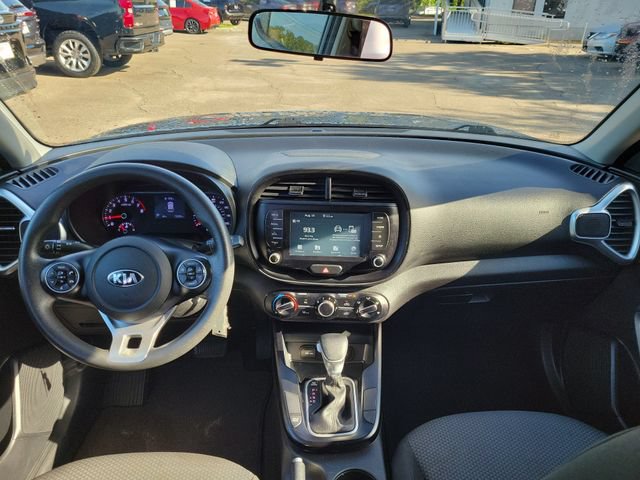 Used 2020 Kia Soul LX FWD image 10
