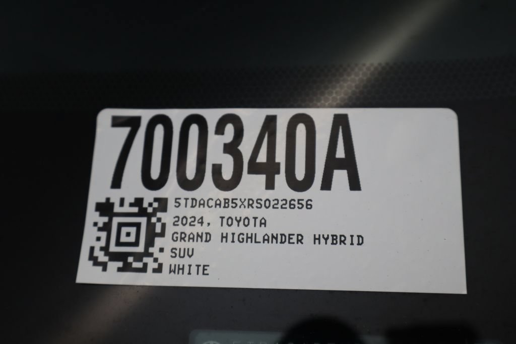 Used 2024 Toyota Grand Highlander AWD Hybrid image 39
