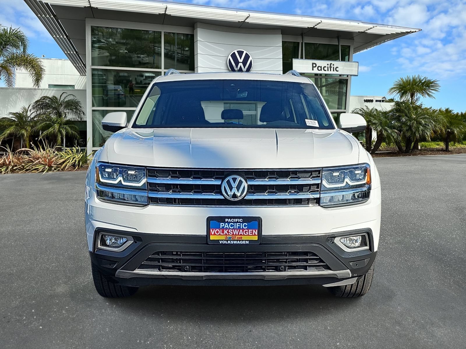 Used 2020 Volkswagen Atlas SEL FWD image 2