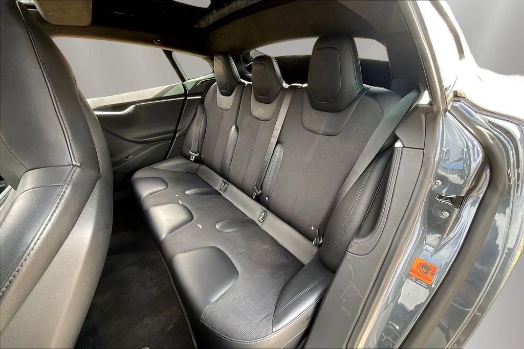 Used 2016 Tesla Model S 60 image 22
