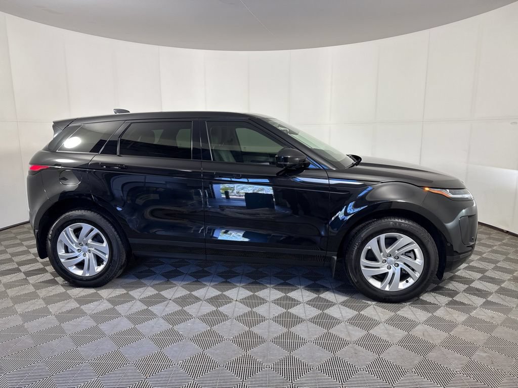 Used 2025 Land Rover Range Rover Evoque S AWD/4WD image 7