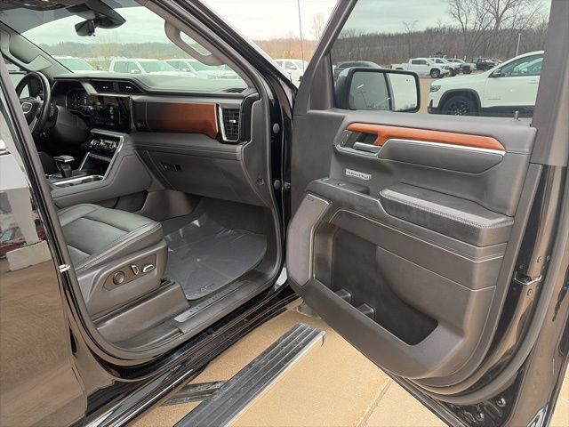 Used 2023 GMC Sierra 1500 Denali w/ Denali Reserve Package AWD/4WD image 51