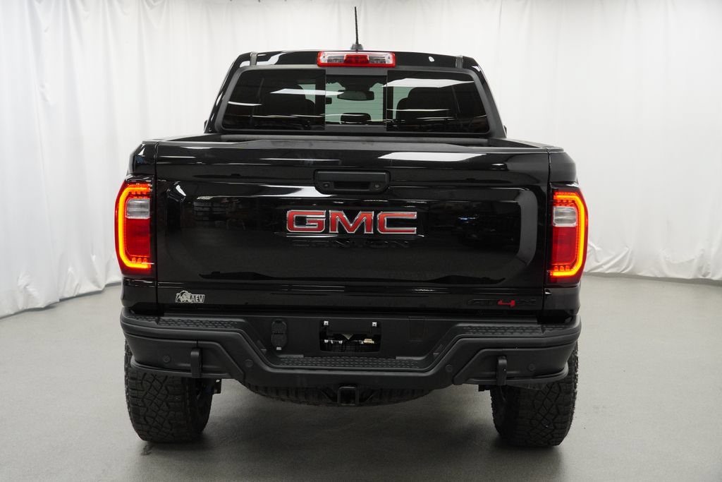 Used 2024 GMC Canyon AT4X w/ AT4X AEV Edition AWD/4WD image 40