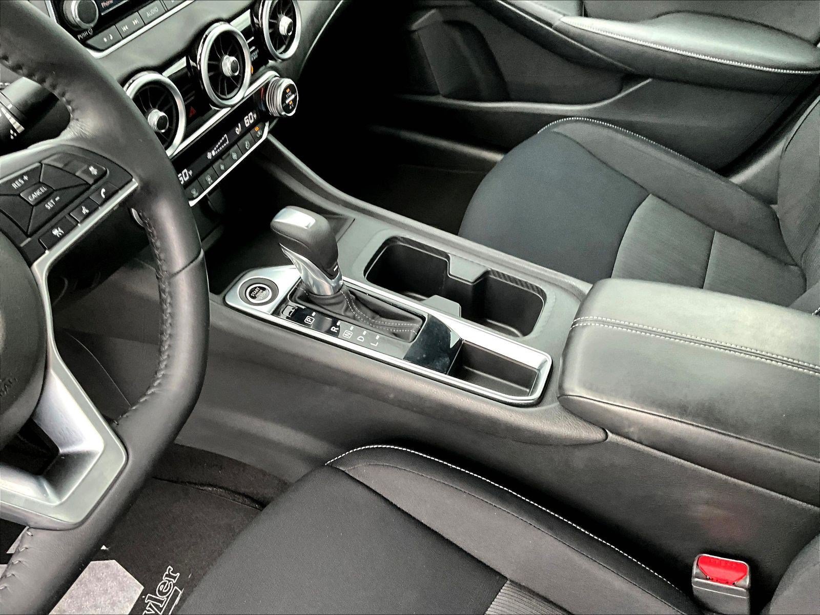Used 2020 Nissan Sentra SV FWD image 18