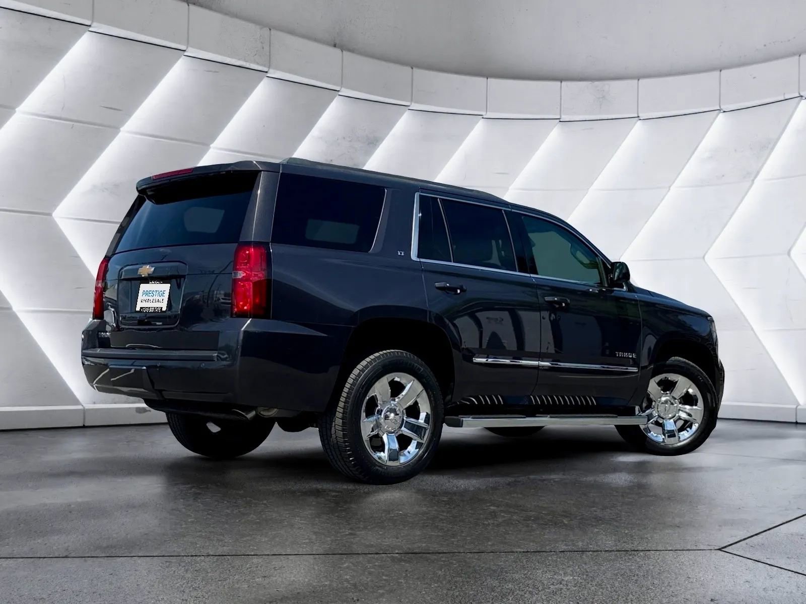 Used 2016 Chevrolet Tahoe LT w/ LT Signature Package AWD/4WD image 8