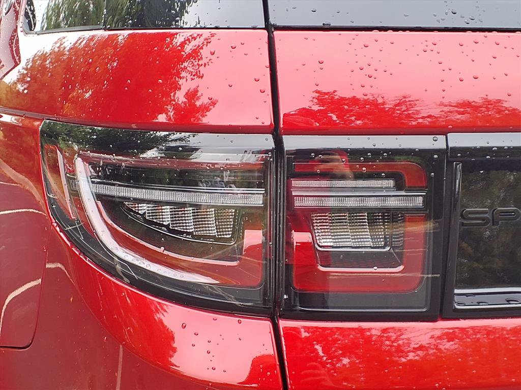 Used 2023 Land Rover Discovery Sport SE R-Dynamic image 27