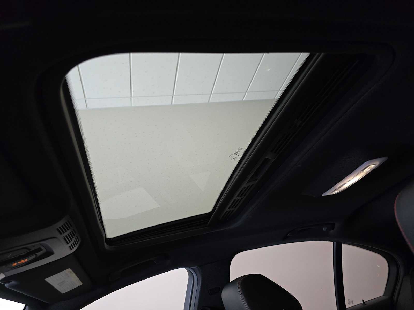 Used 2015 BMW 328i Sedan RWD image 21