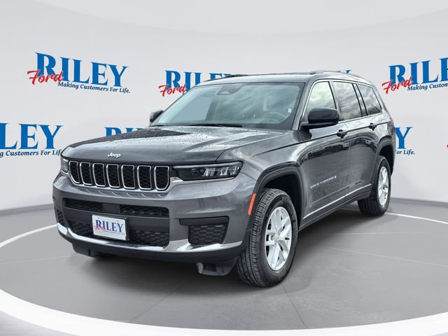 Used 2024 Jeep Grand Cherokee L Laredo image 1