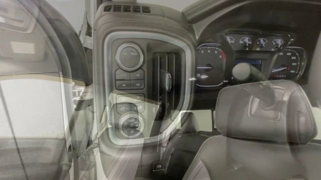 Used 2021 GMC Sierra 2500 SLT w/ SLT Premium Package AWD/4WD image 21