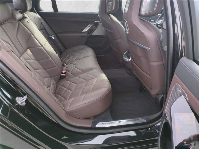 Used 2024 BMW 760i xDrive w/ Premium Package 2 AWD/4WD image 22