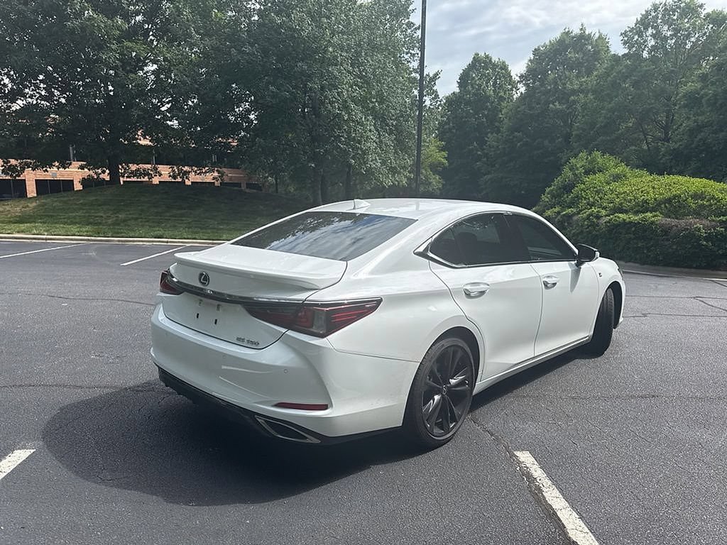Used 2022 Lexus ES 350 F Sport w/ Accessory Package 2 FWD image 4