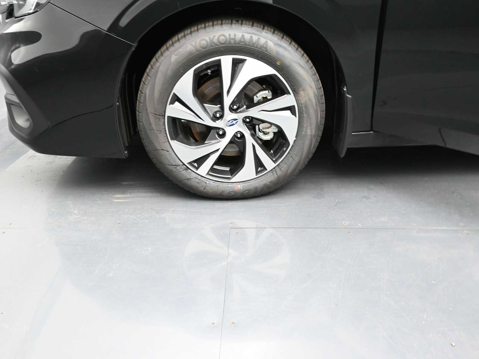 Used 2025 Subaru Legacy Premium AWD/4WD image 7