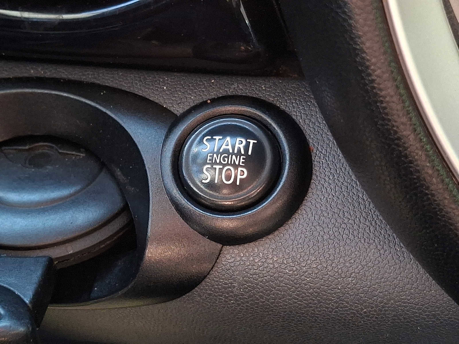 Used 2009 MINI Cooper S FWD image 23