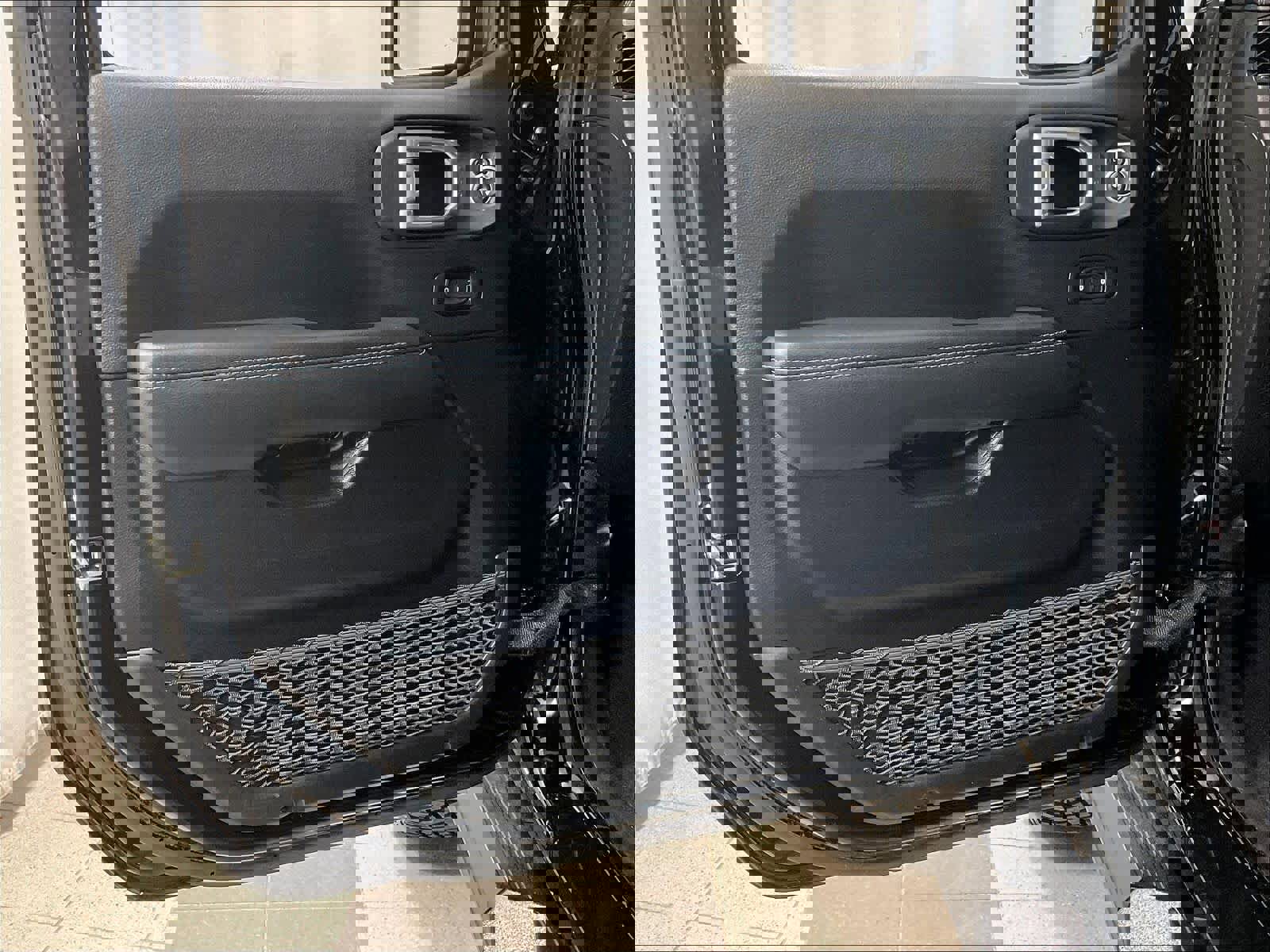 Used 2021 Jeep Wrangler Unlimited Rubicon 4xe w/ Steel Bumper Group image 9