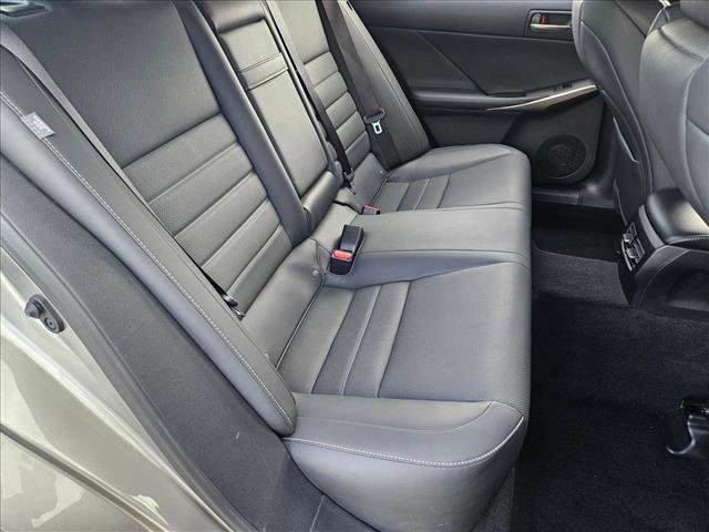 Used 2019 Lexus IS 300 AWD image 19