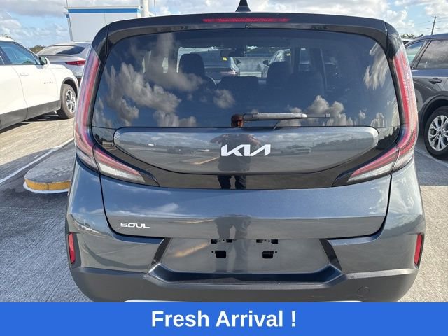 Used 2024 Kia Soul LX w/ Option Group 015 image 16