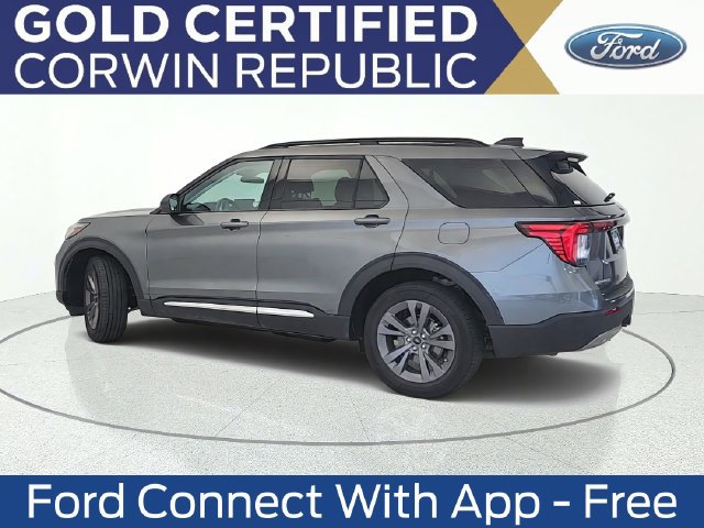 Used 2025 Ford Explorer Active w/ Active Comfort Package AWD/4WD image 4
