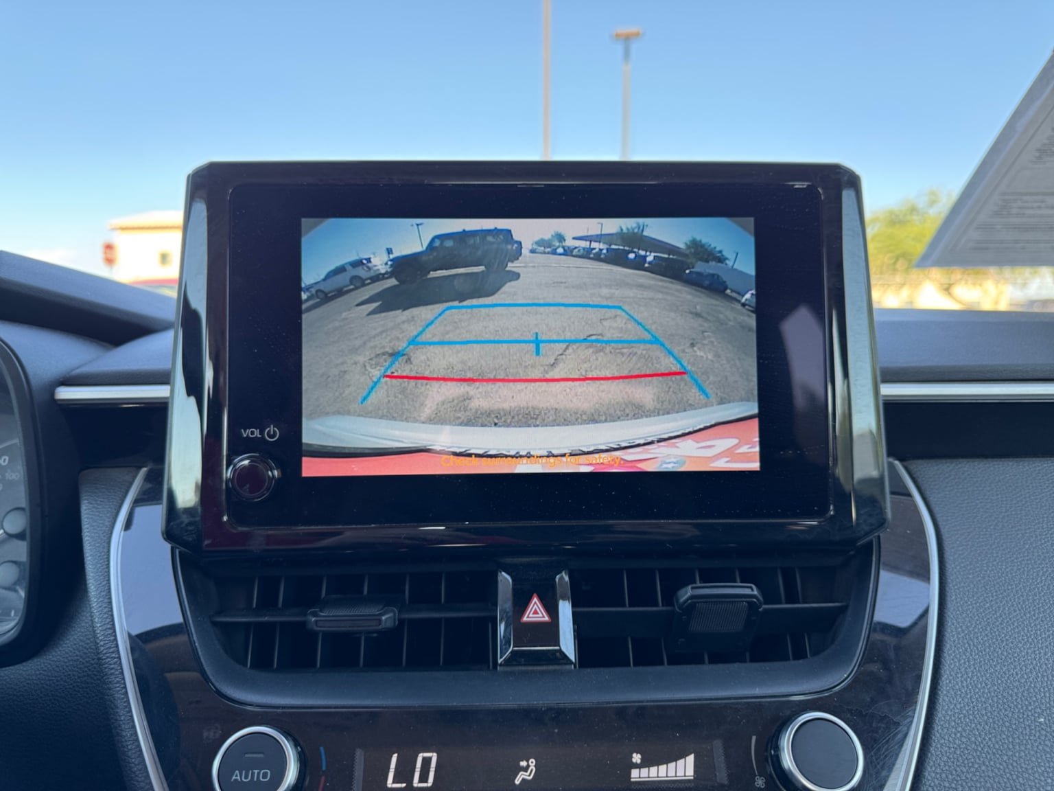 Used 2025 Toyota Corolla LE FWD image 21